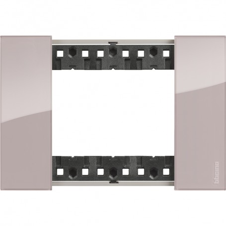 Bticino Living Now KA4803DM Placca Aura 3 Moduli, Materiale plastico, Serie Civili, MADE IN ITALY