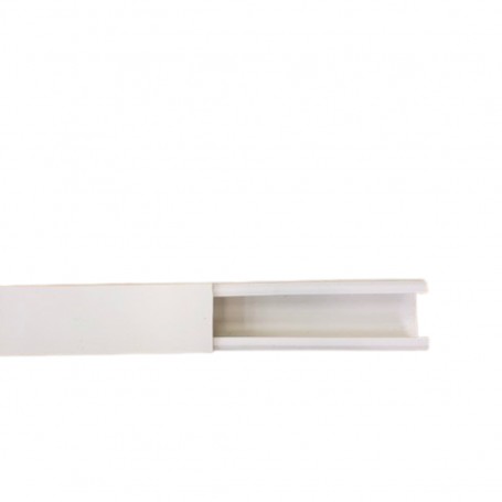 Canalina bianca 30x18 mm con coperchio a scatto FAEG FG18304, Fissaggio con viti, 1 Scomparto, PVC, 2 Metri: Coppolav.it